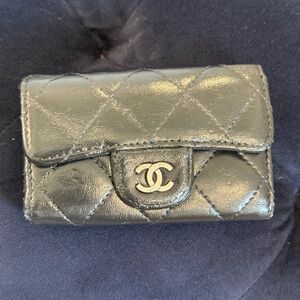 Chanel Black Quilted Leather Key Holder